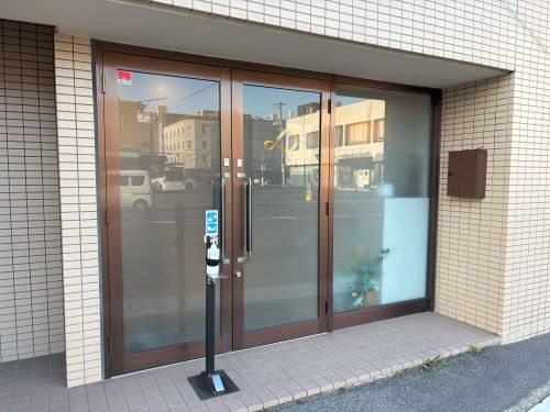 DEP岡山店のエントランス