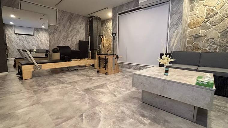 スタジオPLUST平塚店